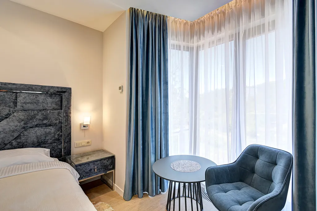 Лазурные апартаменты на берегу моря в отеле Лучезарный Резорт 4