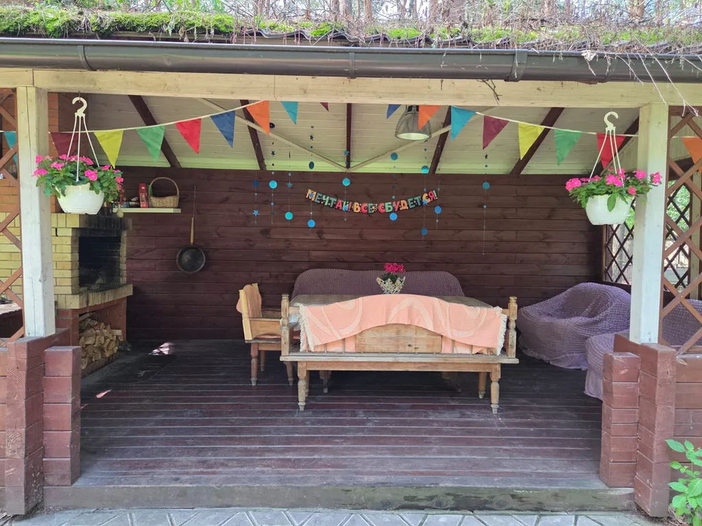 Уютный коттедж в сосновом лесу рядом с Москвой