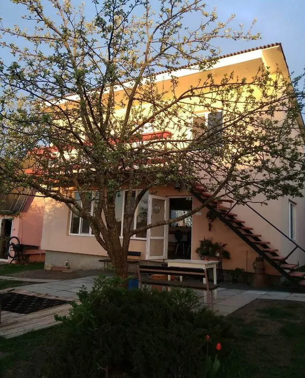 Усадьба на берегу реки