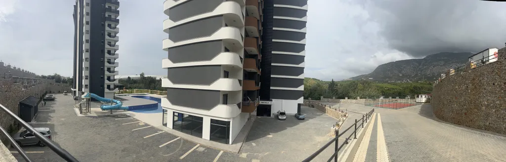 Студия с видом на горы