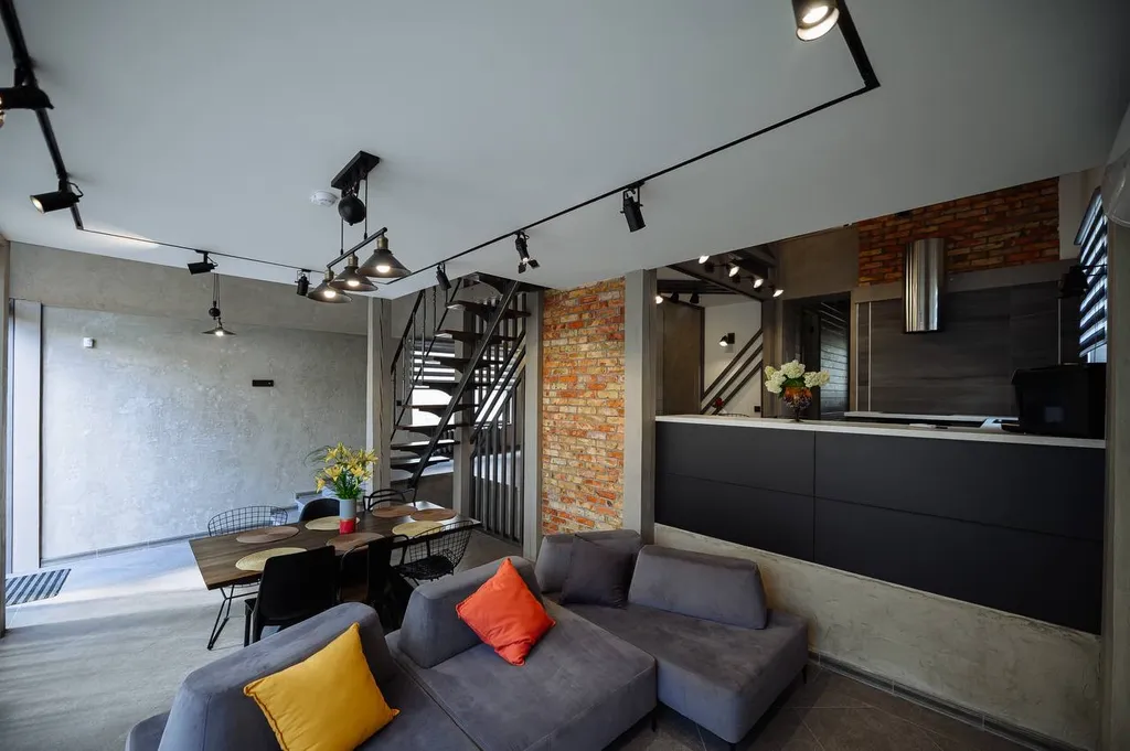 Подызбица у Дома Печенко