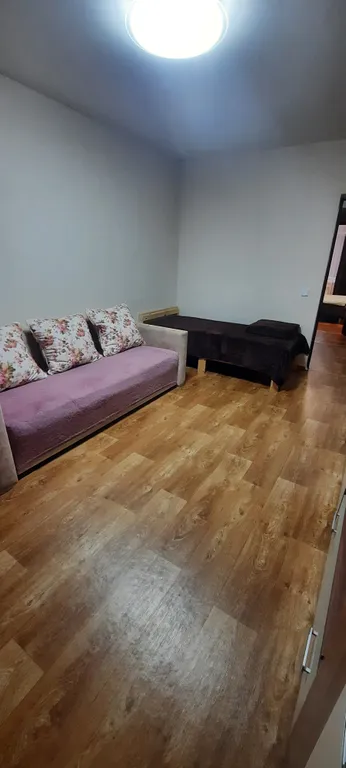 Уютная квартира во 2-м микрорайоне возле гипермаркета Лента