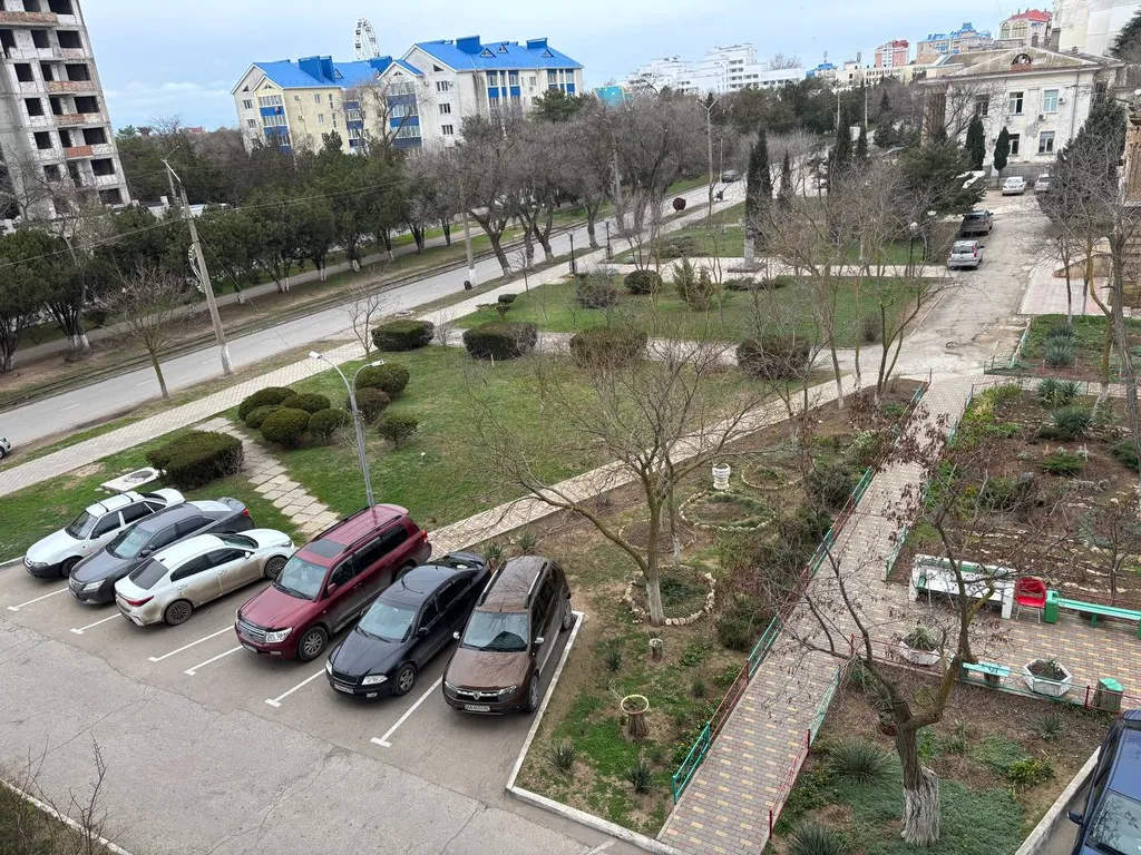 Квартира 2-комнатная Квартира — Евпатория