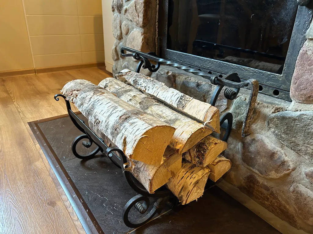 Двухэтажный дуплекс с камином и русской баней