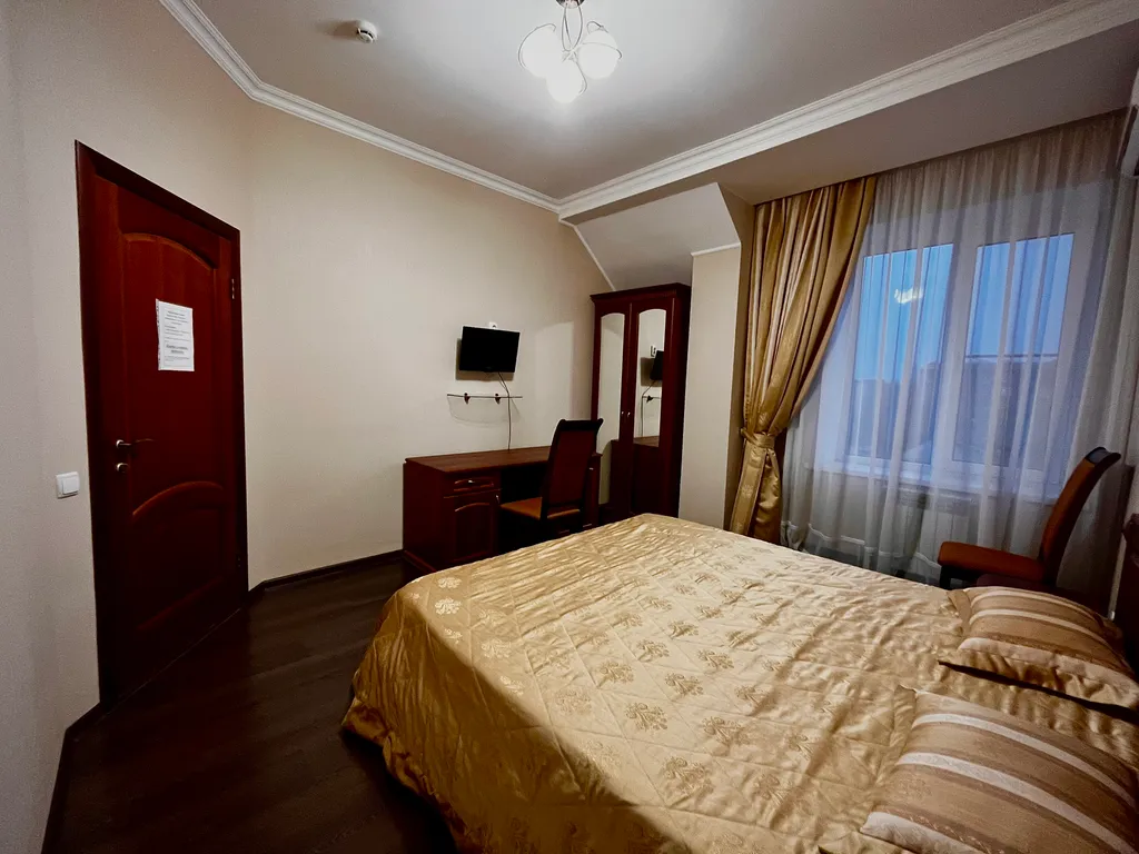 Уютная гостиница с супер расположением для путешественников и отдыха