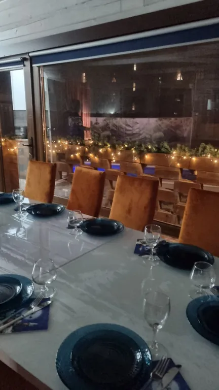 Коттедж Уютный комфортабельный гостевой дом Лада — Северская