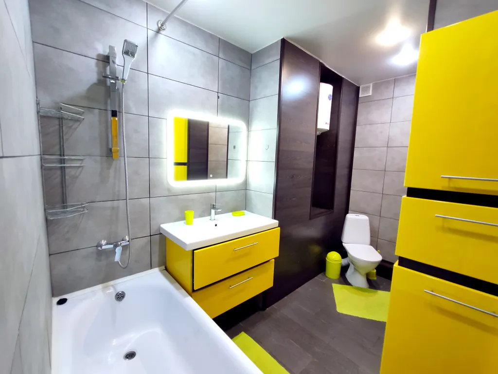 Квартира Студия 65 м² в центре, напротив Педуниверситет, 5 мин до ж/д вокзала — Воронеж