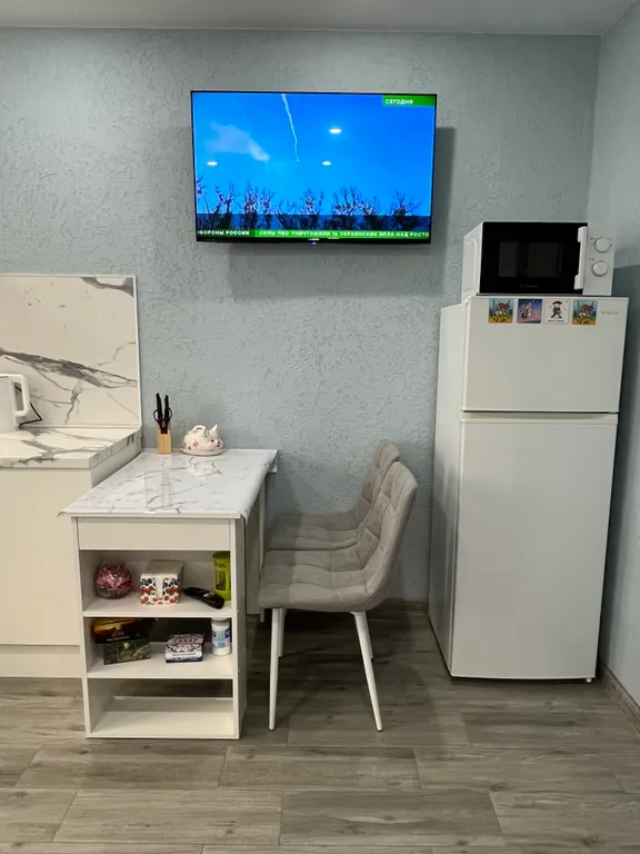 Новая квартира-студия около ТРК Алмаз