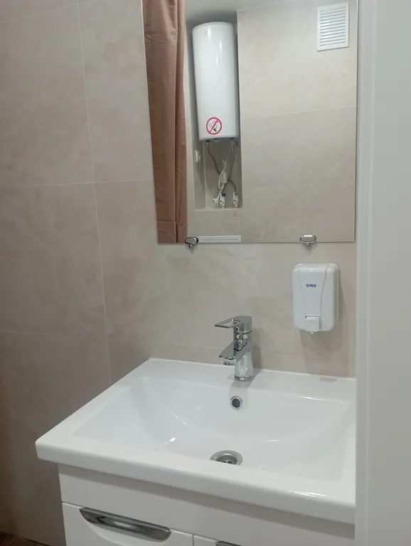 Апартаменты близко к Кремлю, ДС Кристалл, Драматическому театру