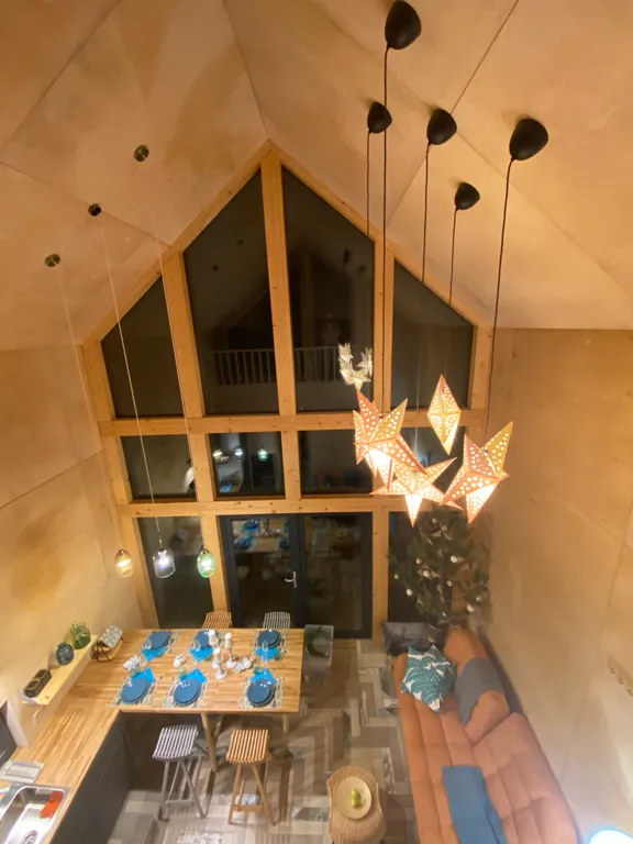 Брусничный Барн