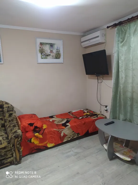 Уютная квартира с деревянным балконом