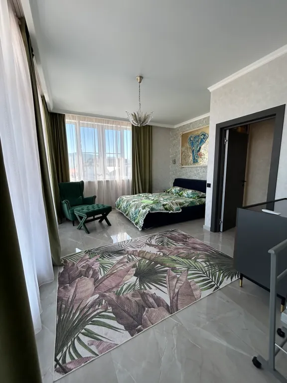 Уютный дом с шикарным видом на море и горы