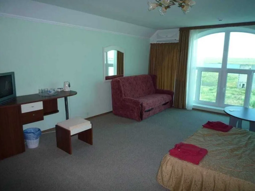 Квартира Комната — аренда посуточно в Береговое (Феодосия)