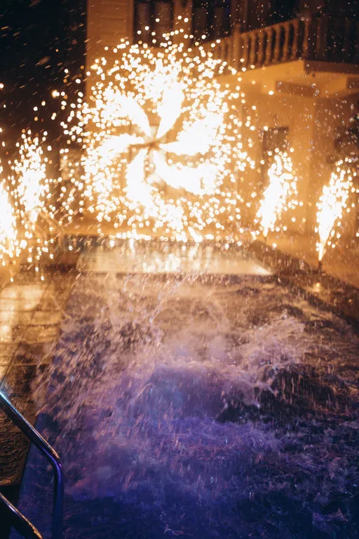 Коттедж Особняк в сосновом лесу с панорамным видом на море, горы — Восход