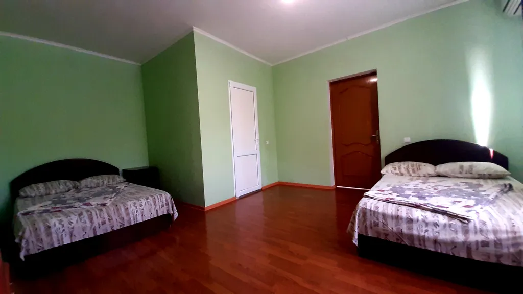 "Номер улучшенный с видом на горы"