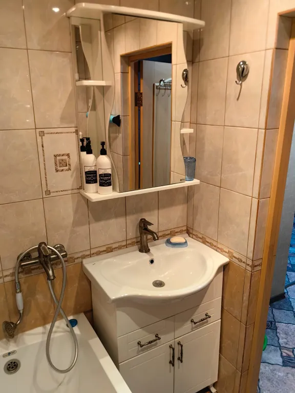 Уютная квартира возле тц городок