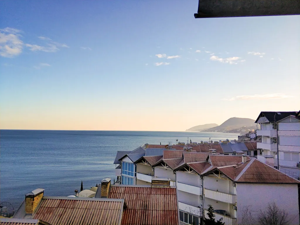 2-комнатный апартамент с видом на море