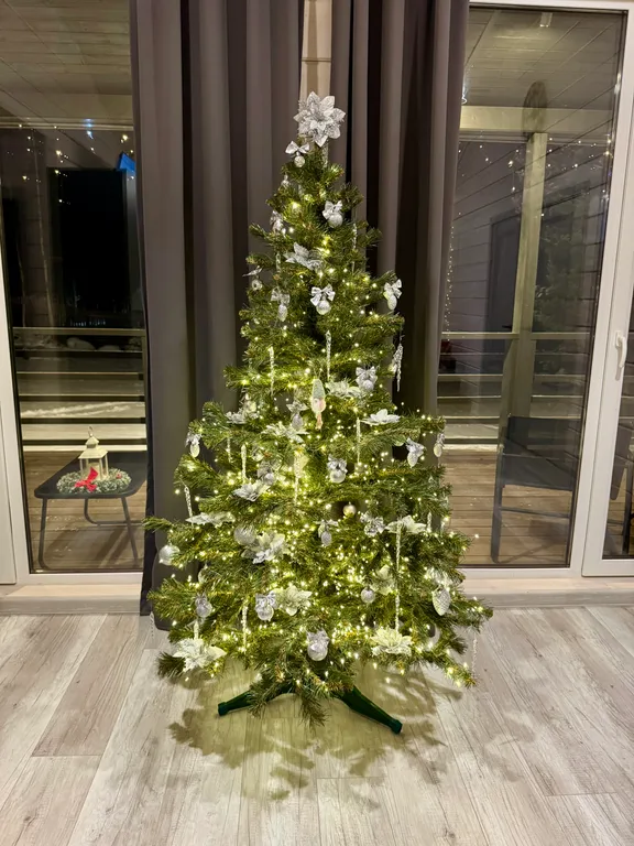 Коттедж вблизи Игоры с банным чаном