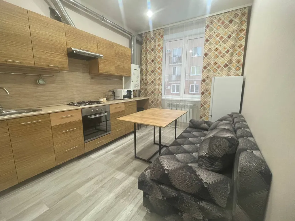 Добро пожаловать в современный, стильный апартамент