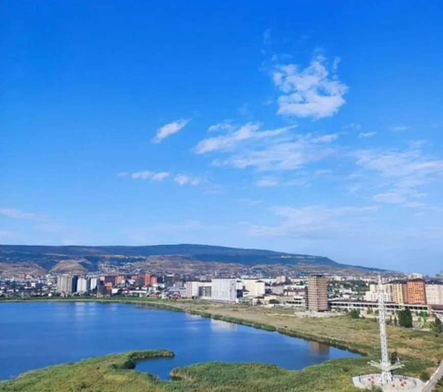 Квартира Уютная квартира с видом на море и озеро — Махачкала