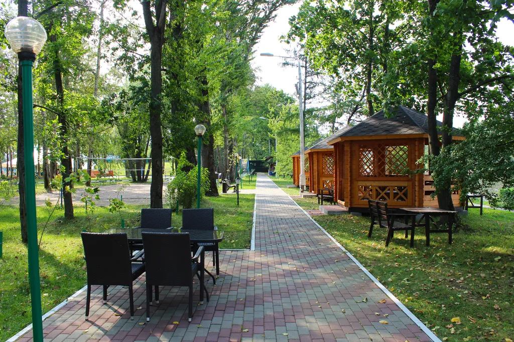 Гостевой дом в глэмпинге у реки