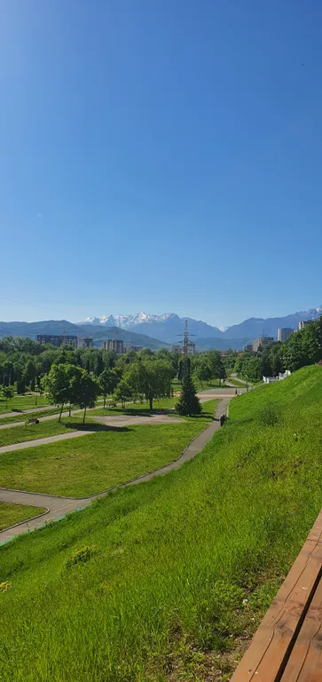 Квартира на набережной