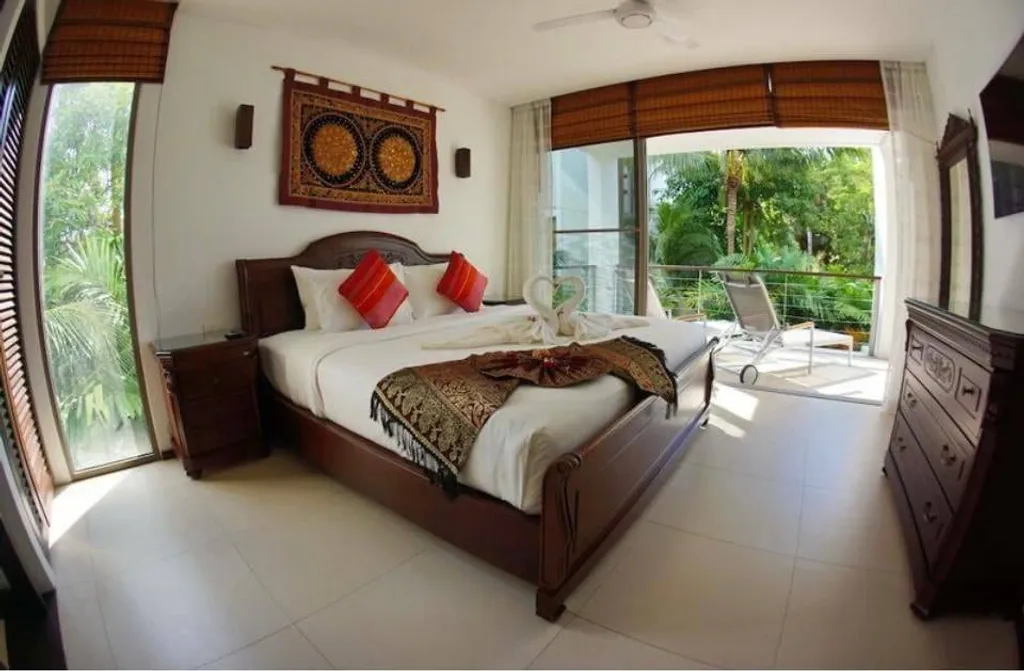 Апартамент (140м2) 2 спальни в 200-х метрах от моря