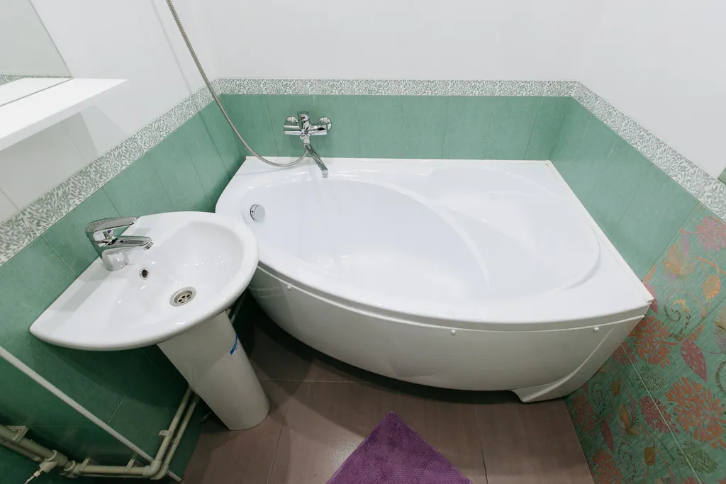 Двухкомнатная квартира-студия возле метро "Маршала Покрышкина"