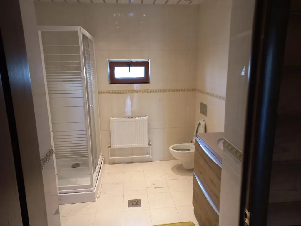 9-комнатный Дом