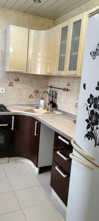 3-комнатная Квартира — аренда посуточно в Псков