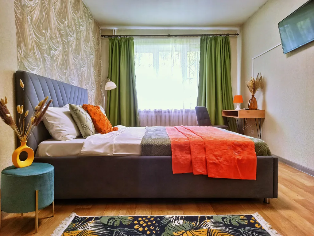 1-к квартира на 2-4 гостя в тихом дворе 212 квартала