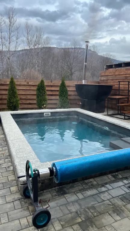 Коттедж Вилла на берегу реки — аренда посуточно в Даховская