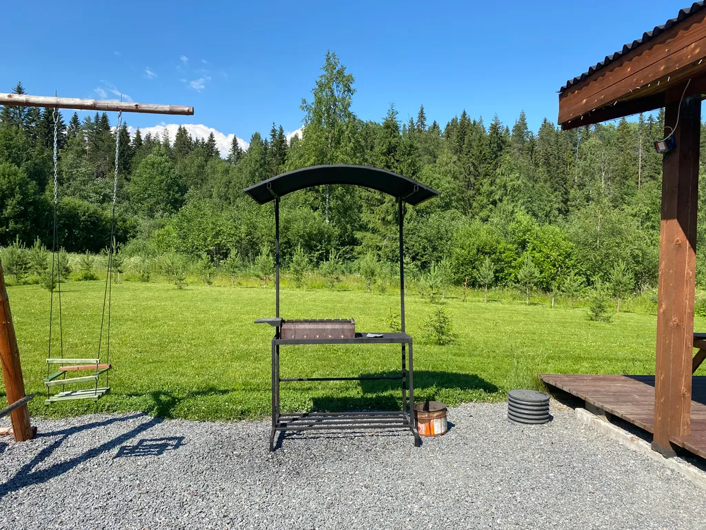 Коттедж с сауной и панорамным остеклением