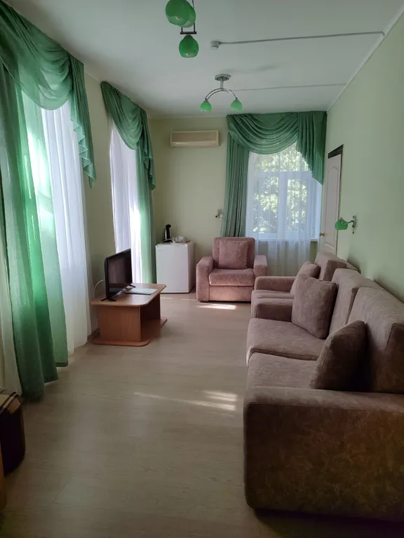 Квартира Корпус "Диана" двухкомнатный 2 этаж — аренда посуточно в Алушта