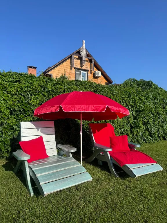 Просторный дом с банькой и видом на храм