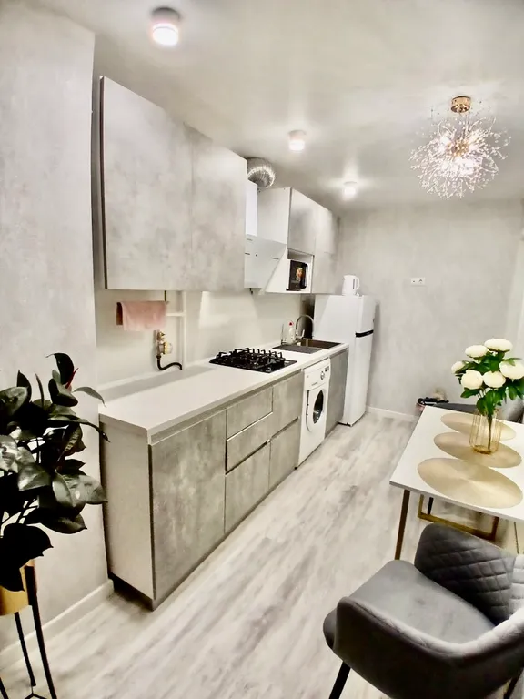 Современная квартира с новым дизайнерским ремонтом