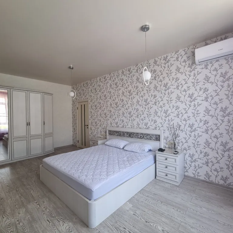 Просторная квартира с открытым балконом в новом ЖК Гоголь