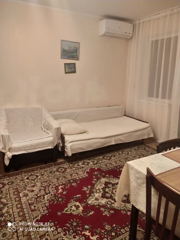 Уютная квартира с двумя балконами в центре поселка, от моря 20 минут пешком