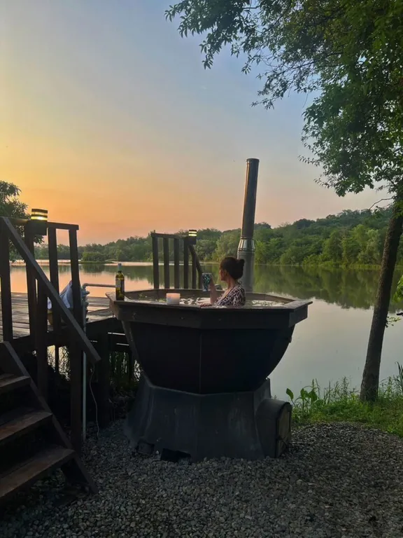 Коттедж Дом на первой береговой линии с видом на озеро номер Аб — Лабинск