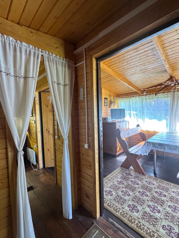 Домик у реки