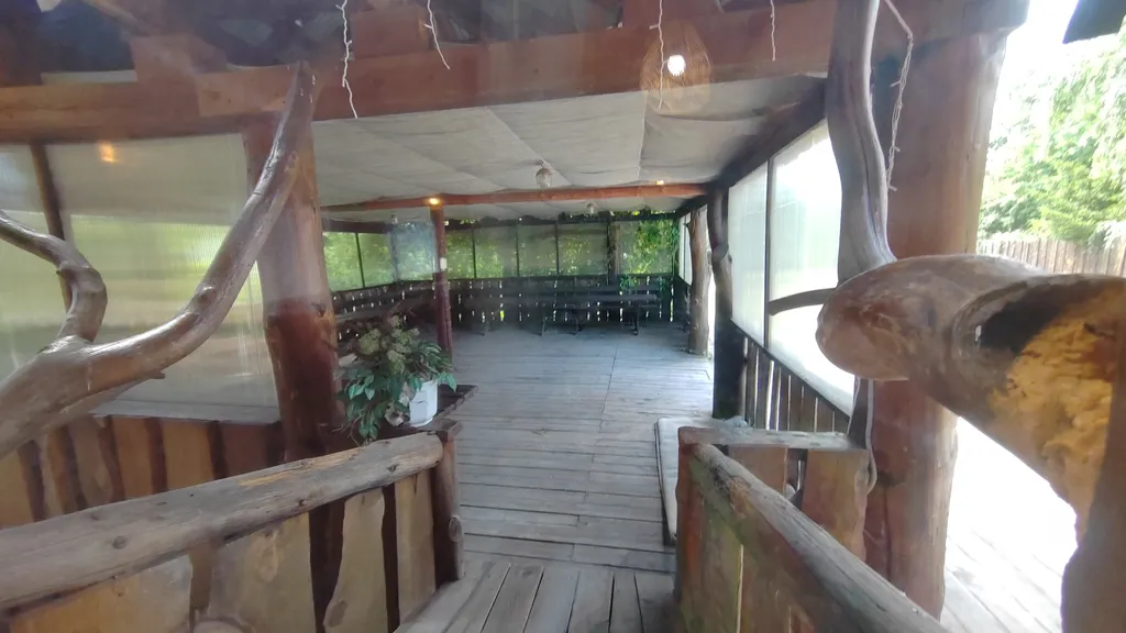 Коттедж возле горячих источников до 25 человек