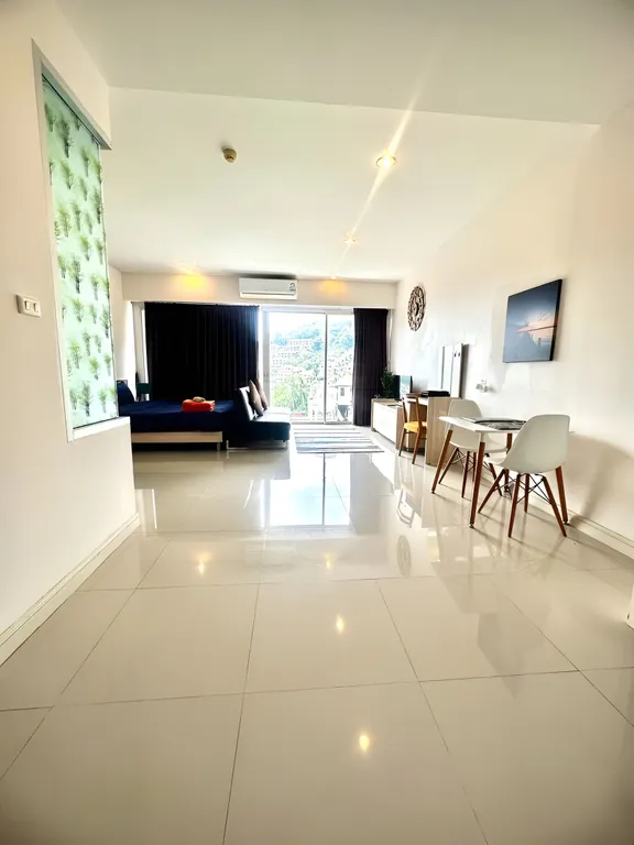 Студия с восхитительны видом на горы, Карон