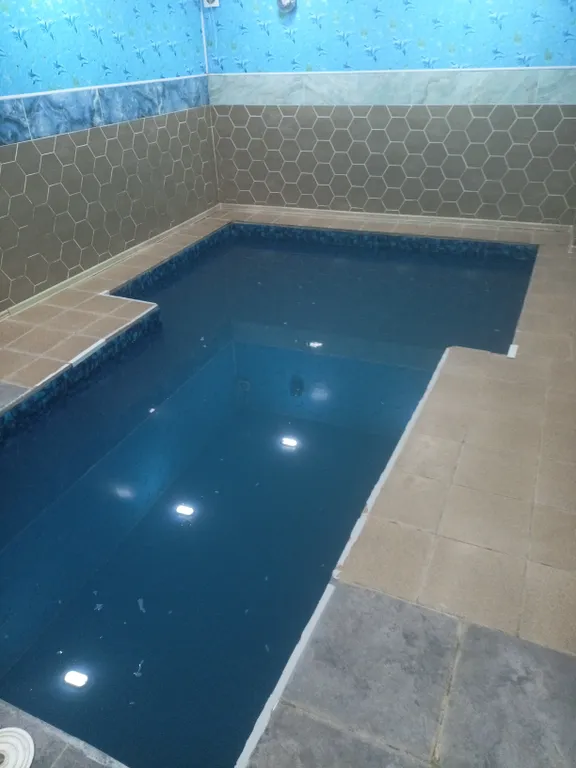 Коттедж с бассейном