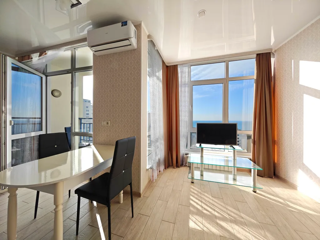 Квартира Квартира ЖК Москва — где вид из окна — это шедевр, который меняется — Сочи