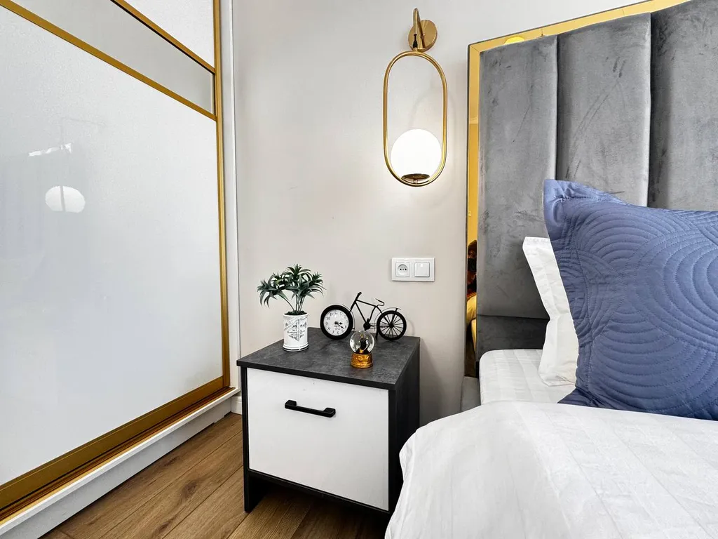 2 комнатная в ЖК 4YOU, рядом с ТЦ MEGA, кв 22