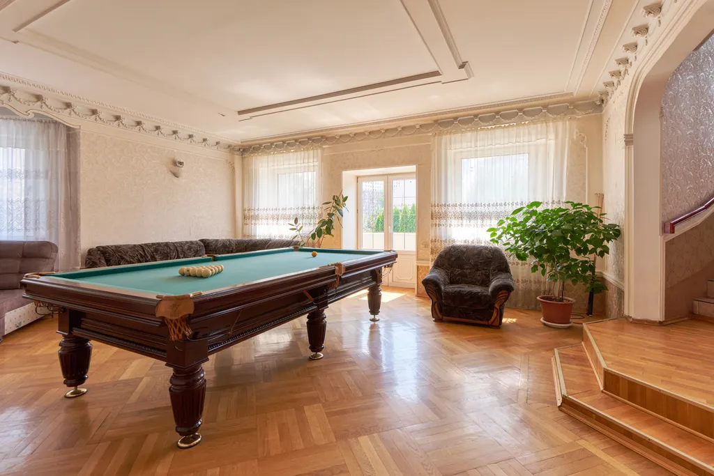 Уютный коттедж с бассейном и сауной