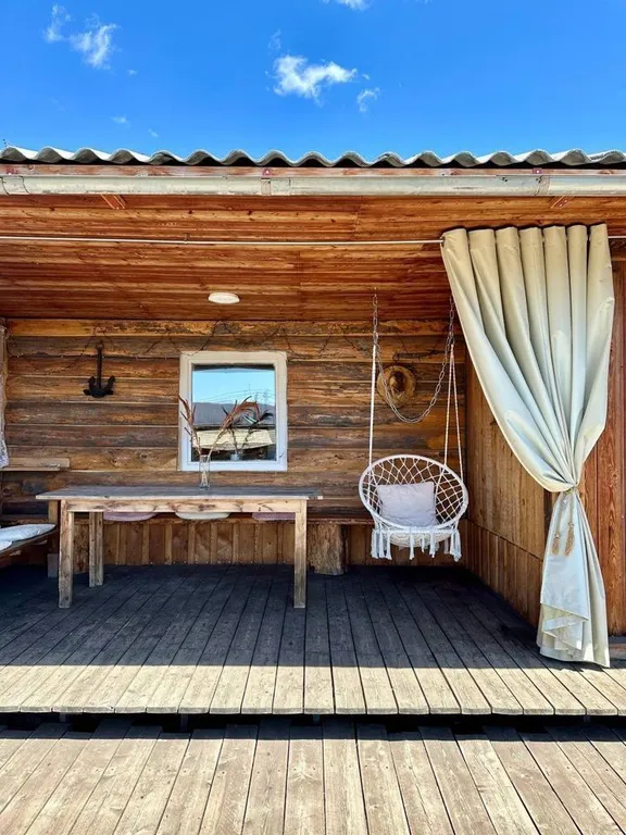 Уютный частный домик у берега