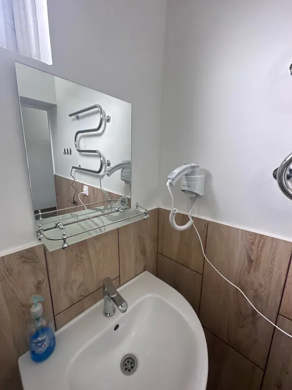 Квартира Двухкомнатная квартира с балконом — Сухум