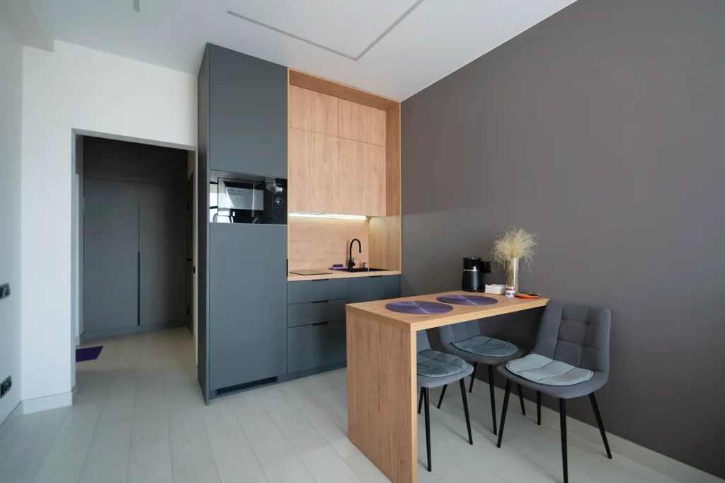 Дизайнерская студия Ls-hi-tech emotion с видом на море 2 этаж