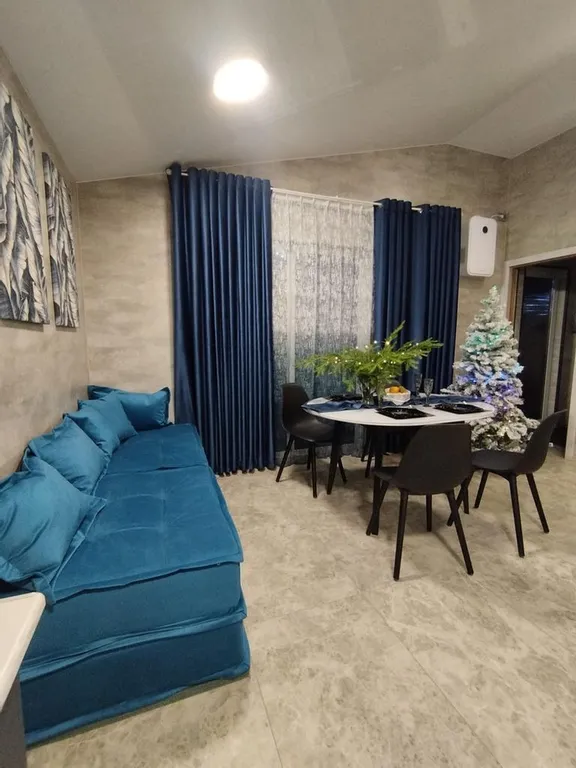 Новый загородный дом с горячей купелью и сауной